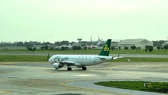 亦丰策略 飞机起飞后砸向地面？春秋航空：与事实完全不符
