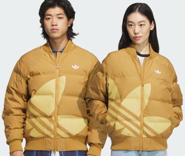 前海吉安 阿迪达斯羽绒服由雪中飞、波司登代工，客服称确有合作；消费者：不如直接买雪中飞